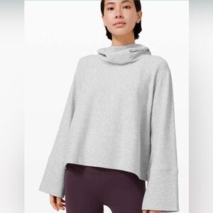 Lululemon Retreat Yourself Textured Cropped Hoodie Size L/XL